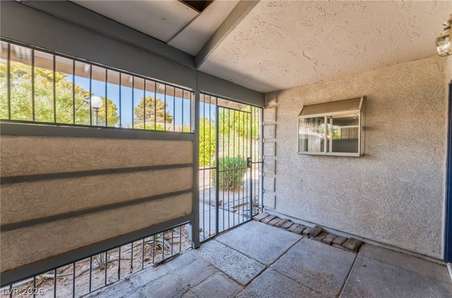 213 North Lamb Boulevard E, Las Vegas, NV 89110