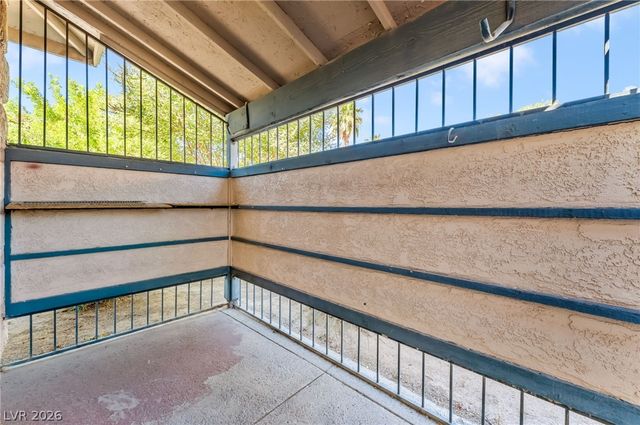 213 North Lamb Boulevard E, Las Vegas, NV 89110