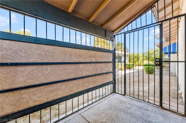 213 North Lamb Boulevard E, Las Vegas, NV 89110