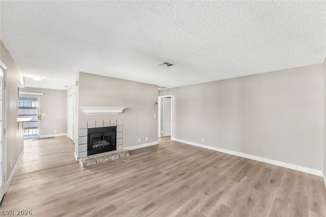 213 North Lamb Boulevard E, Las Vegas, NV 89110