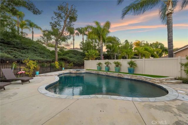 43021 Knightsbridge Way, Temecula, CA 92592