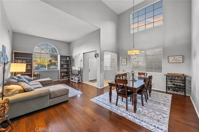 43021 Knightsbridge Way, Temecula, CA 92592