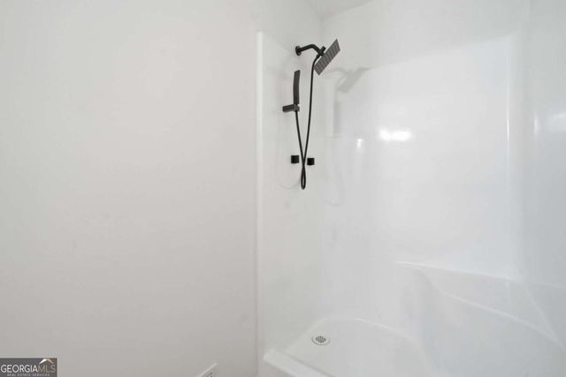 324 Hill Crest Circle, Woodstock, GA 30188