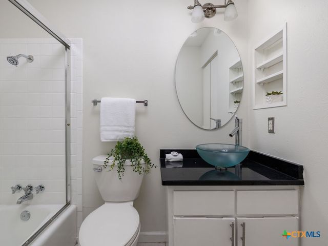 7920 Rockwood Lane 237, Austin, TX 78757