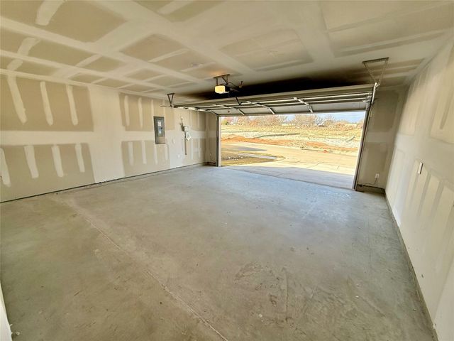 2104 Rannoch Drive, Sherman, TX 75092