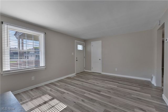 491 Spring Street, Struthers, OH 44471