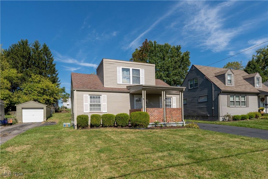 491 Spring Street, Struthers, OH 44471