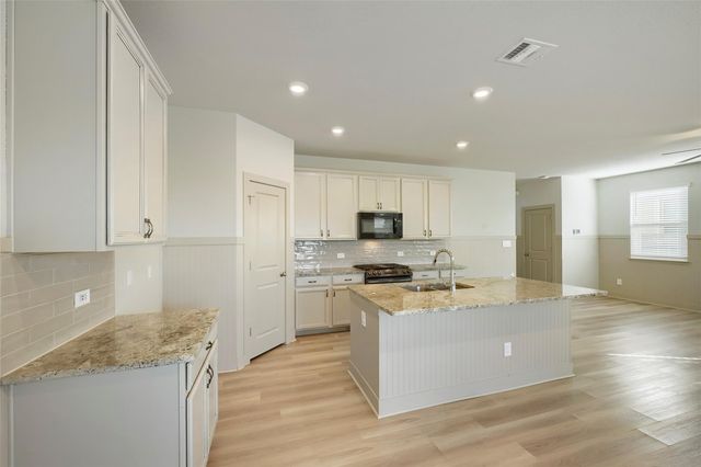 148 Mountain Valley ST, Georgetown, TX 78628