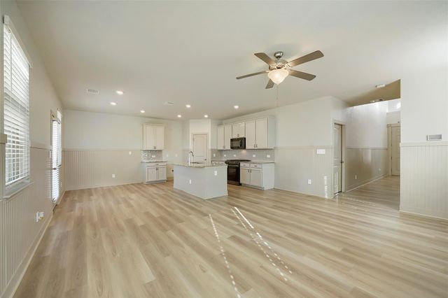 148 Mountain Valley ST, Georgetown, TX 78628
