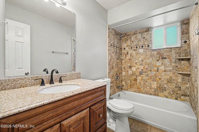 11737 WATTLE TREE Court, Jacksonville, FL 32246