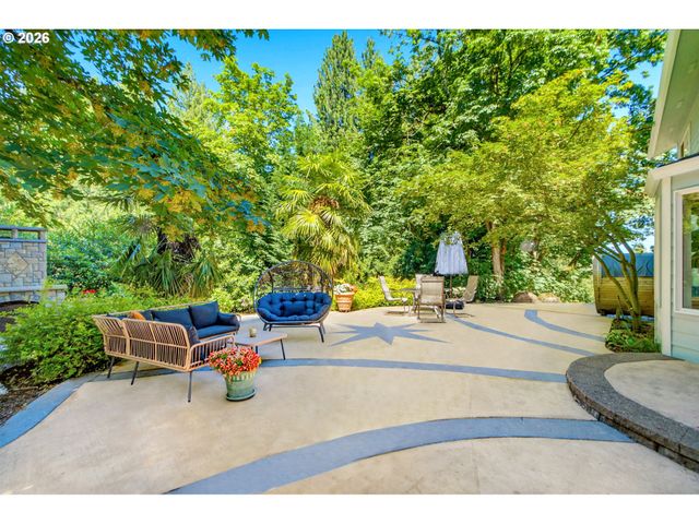4875 Se HILL Rd, Milwaukie, OR 97267