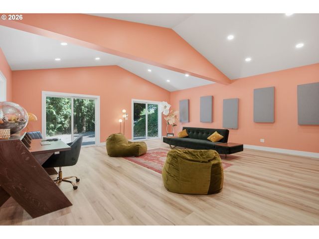 4875 Se HILL Rd, Milwaukie, OR 97267