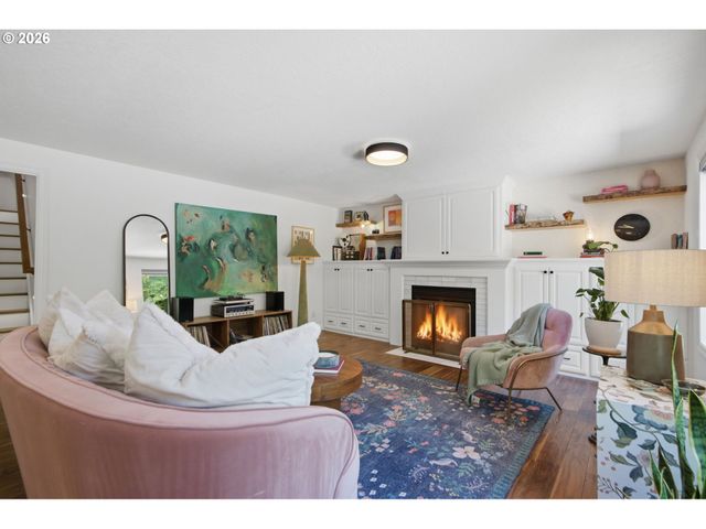 4875 Se HILL Rd, Milwaukie, OR 97267