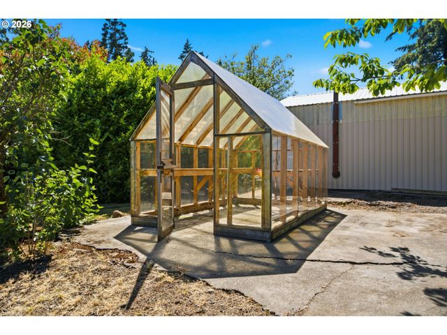 4875 Se HILL Rd, Milwaukie, OR 97267