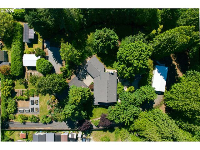 4875 Se HILL Rd, Milwaukie, OR 97267