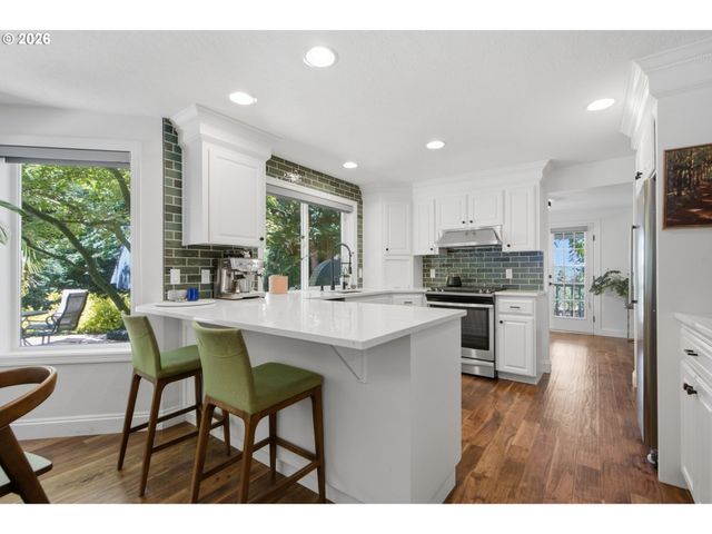 4875 Se HILL Rd, Milwaukie, OR 97267