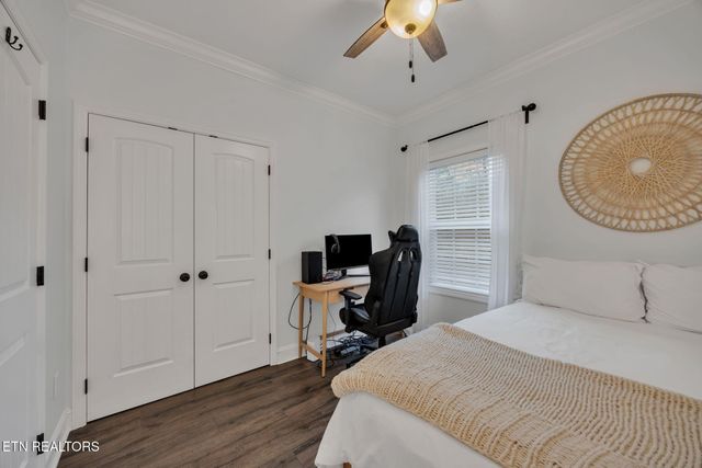 127 Cardin St, Etowah, TN 37331