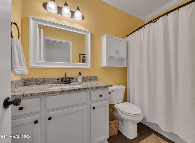 127 Cardin St, Etowah, TN 37331