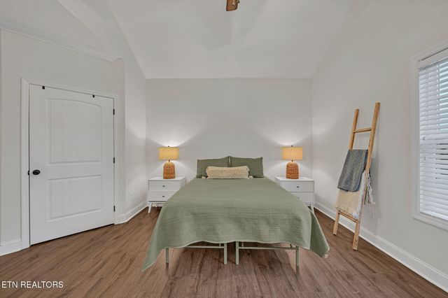 127 Cardin St, Etowah, TN 37331