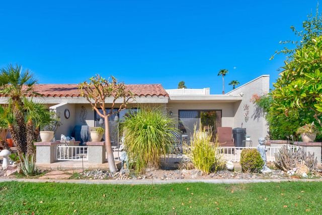 40632 La Costa Circle E, Palm Desert, CA 92211