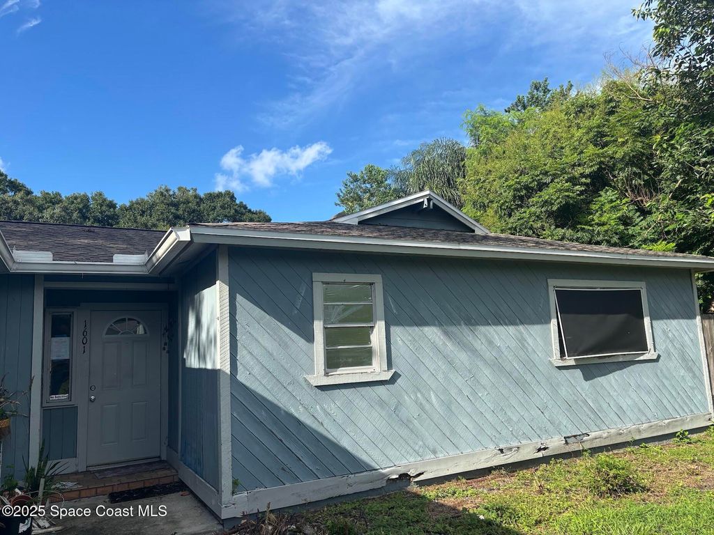 1601 Norman Street NE, Palm Bay, FL 32907