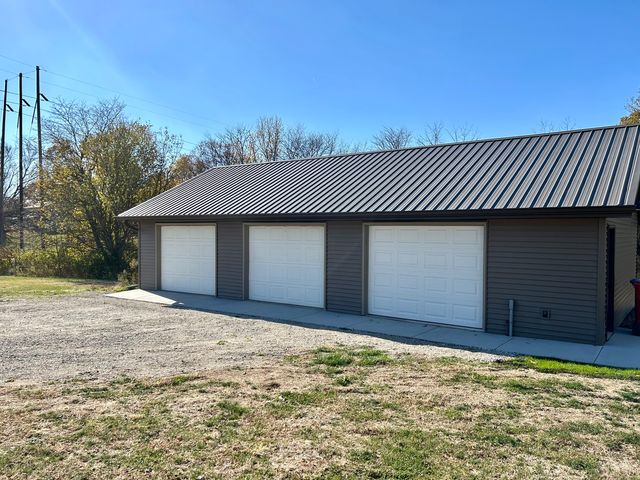 2345 E 275th Road, Oglesby, IL 61348