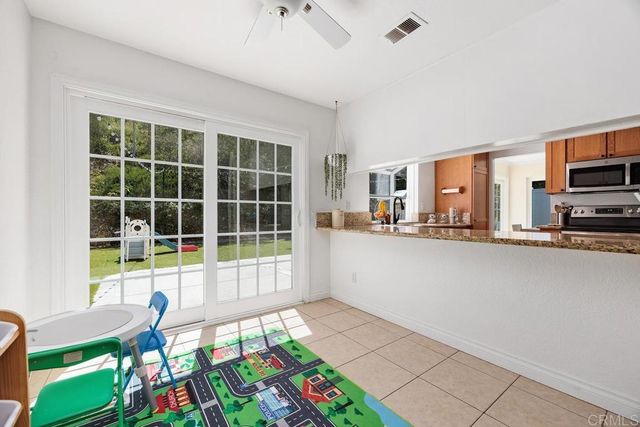 6819 XANA WAY, Carlsbad, CA 92009