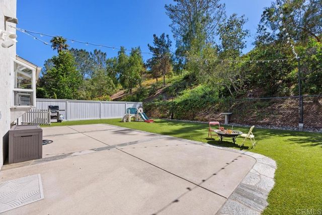 6819 XANA WAY, Carlsbad, CA 92009
