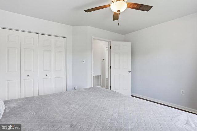 15932 HIBISCUS DR, Hagerstown, MD 21740