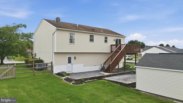 15932 HIBISCUS DR, Hagerstown, MD 21740
