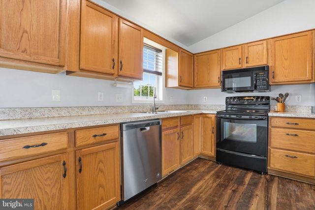 15932 HIBISCUS DR, Hagerstown, MD 21740