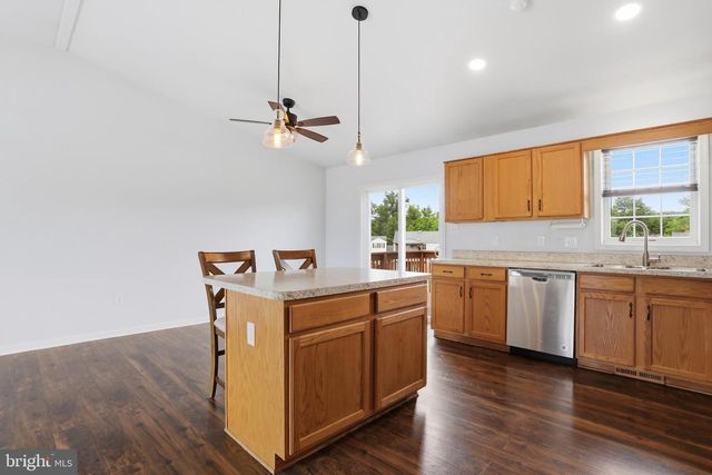 15932 HIBISCUS DR, Hagerstown, MD 21740