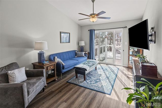 821 Black Bear Drive, House Springs, MO 63051