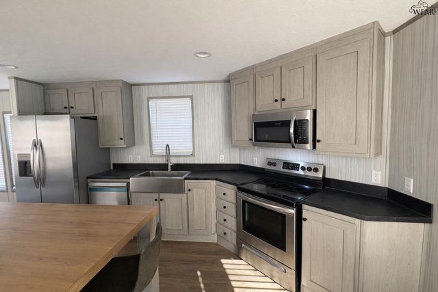 12064 N 7TH STREET, Vernon, TX 76384