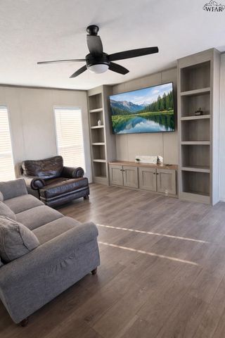 12064 N 7TH STREET, Vernon, TX 76384