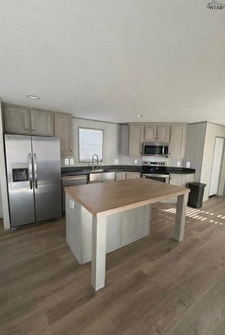 12064 N 7TH STREET, Vernon, TX 76384