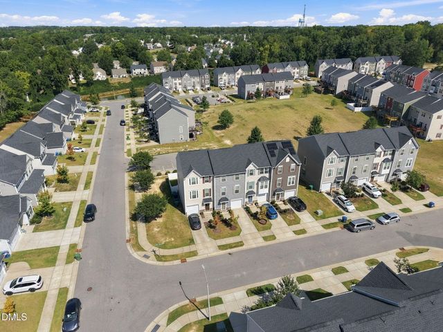 524 Autumn Cure Court, Fuquay Varina, NC 27526