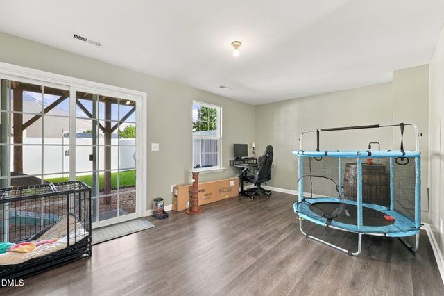 524 Autumn Cure Court, Fuquay Varina, NC 27526