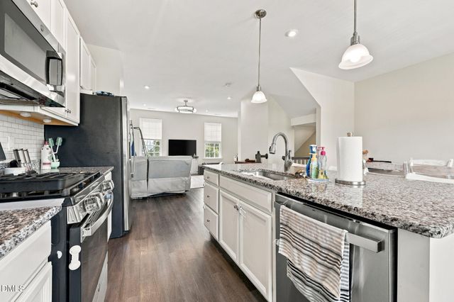 524 Autumn Cure Court, Fuquay Varina, NC 27526