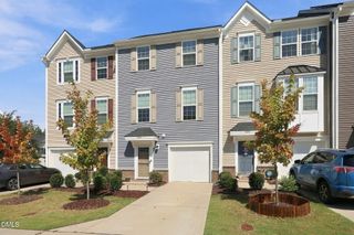 524 Autumn Cure Court, Fuquay Varina, NC 27526