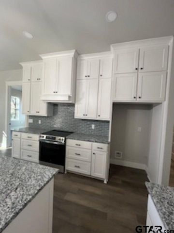 140 CR 2766, Mineola, TX 75773