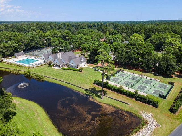 162 Prestwick Dr., Pawleys Island, SC 29585