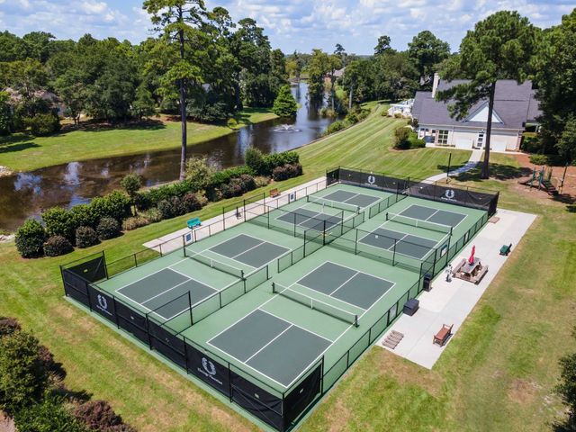 162 Prestwick Dr., Pawleys Island, SC 29585