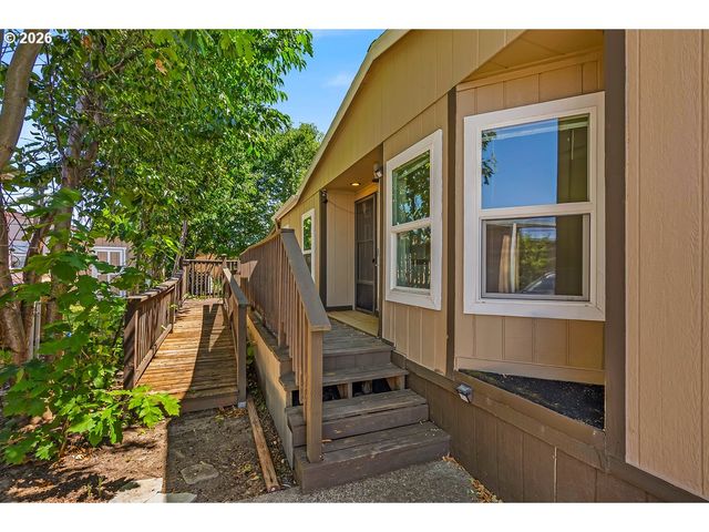 12450 Sw FISCHER Rd 268, Portland, OR 97224