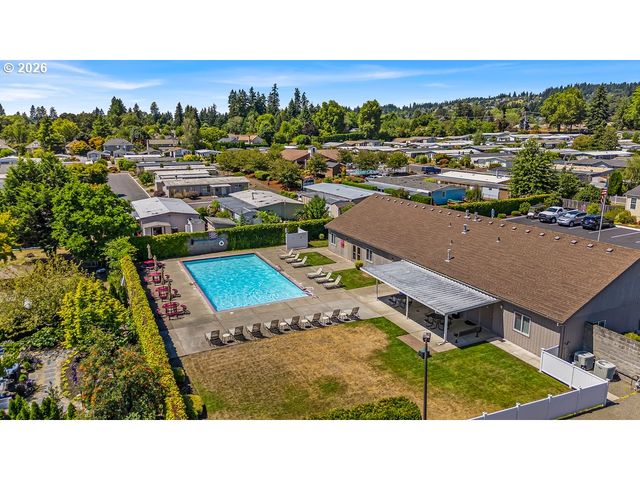 12450 Sw FISCHER Rd 268, Portland, OR 97224
