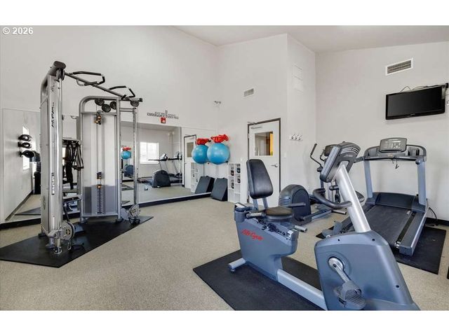 12450 Sw FISCHER Rd 268, Portland, OR 97224