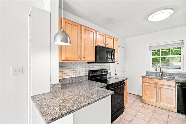 560 Goldsboro Road NE B, Atlanta, GA 30307
