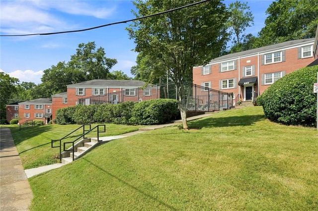 560 Goldsboro Road NE B, Atlanta, GA 30307