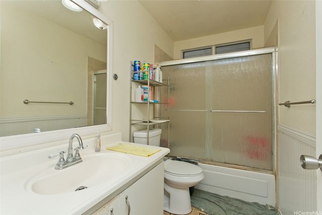 94-529 Palai Street, Waipahu, HI 96797