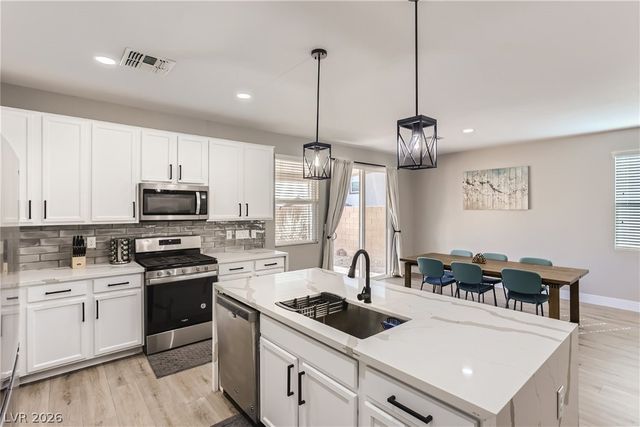 8440 Alder Sprout Avenue, Las Vegas, NV 89113